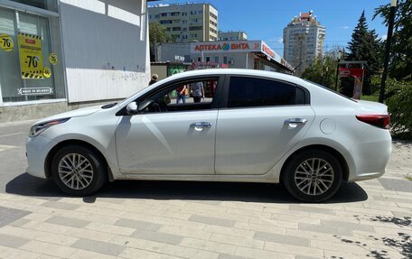 KIA Rio IV, 2020 год, 1 450 000 рублей, 3 фотография