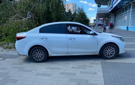 KIA Rio IV, 2020 год, 1 450 000 рублей, 2 фотография