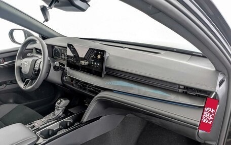 Toyota Camry, 2025 год, 5 000 000 рублей, 9 фотография