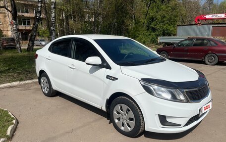 KIA Rio III рестайлинг, 2013 год, 670 000 рублей, 2 фотография