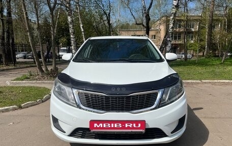 KIA Rio III рестайлинг, 2013 год, 670 000 рублей, 3 фотография