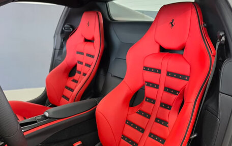 Ferrari 812, 2024 год, 67 000 000 рублей, 13 фотография