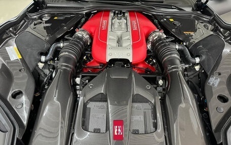 Ferrari 812, 2024 год, 67 000 000 рублей, 23 фотография