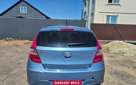 Hyundai i30 I, 2010 год, 690 000 рублей, 3 фотография