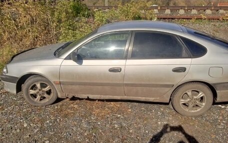 Toyota Avensis III рестайлинг, 2000 год, 150 000 рублей, 8 фотография