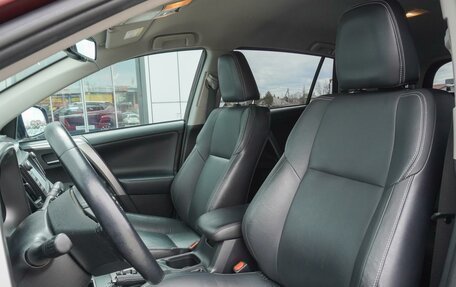 Toyota RAV4, 2017 год, 2 835 000 рублей, 14 фотография
