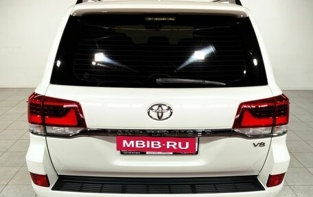 Toyota Land Cruiser 200, 2016 год, 5 600 000 рублей, 5 фотография