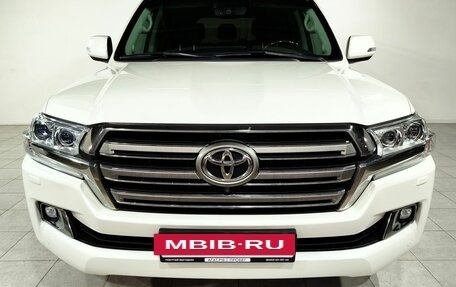 Toyota Land Cruiser 200, 2016 год, 5 600 000 рублей, 2 фотография