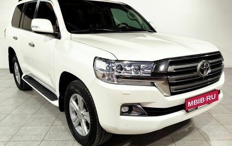 Toyota Land Cruiser 200, 2016 год, 5 600 000 рублей, 3 фотография