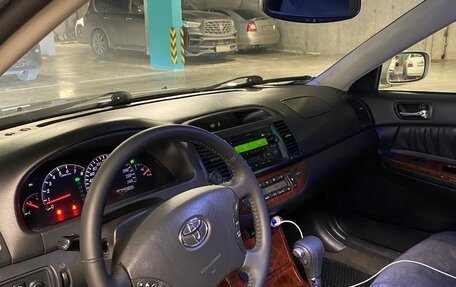 Toyota Camry V40, 2005 год, 910 000 рублей, 1 фотография