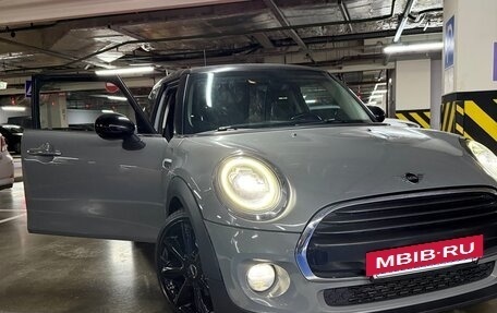 MINI Hatch, 2019 год, 1 599 000 рублей, 2 фотография