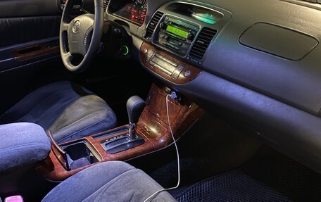 Toyota Camry V40, 2005 год, 910 000 рублей, 2 фотография