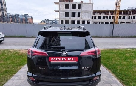 Toyota RAV4, 2016 год, 2 399 000 рублей, 5 фотография