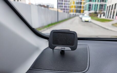 Toyota RAV4, 2016 год, 2 399 000 рублей, 15 фотография
