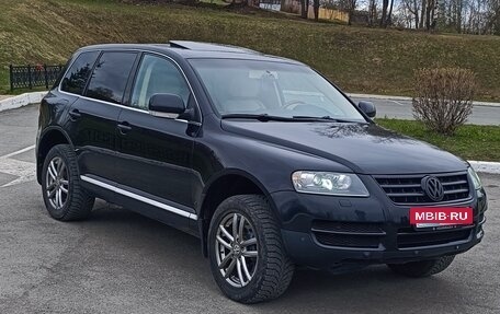 Volkswagen Touareg III, 2005 год, 900 000 рублей, 2 фотография