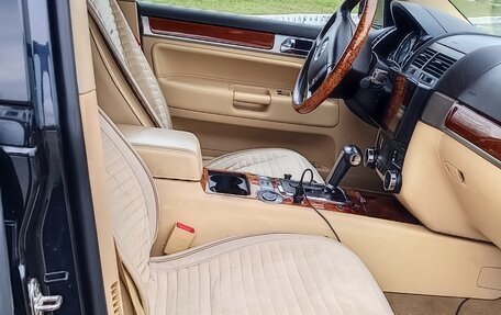 Volkswagen Touareg III, 2005 год, 900 000 рублей, 17 фотография