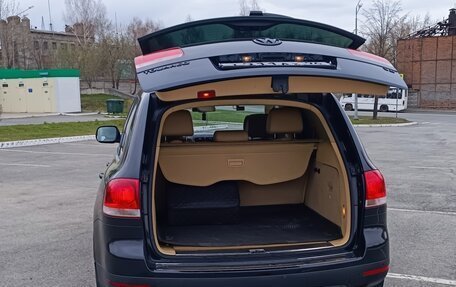 Volkswagen Touareg III, 2005 год, 900 000 рублей, 9 фотография