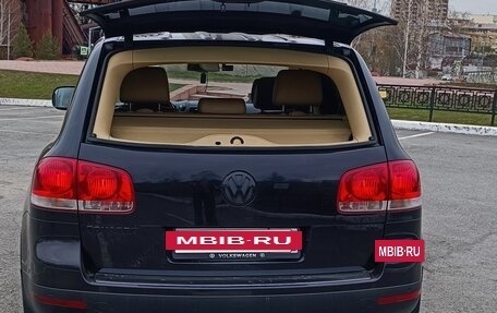 Volkswagen Touareg III, 2005 год, 900 000 рублей, 11 фотография