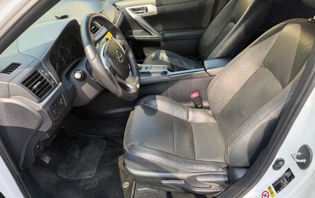 Lexus CT I рестайлинг, 2011 год, 1 350 000 рублей, 9 фотография