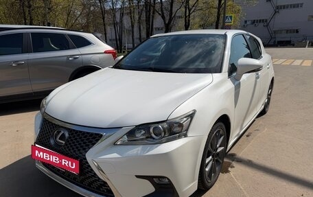 Lexus CT I рестайлинг, 2011 год, 1 350 000 рублей, 2 фотография