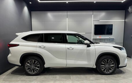 Toyota Highlander, 2026 год, 5 750 000 рублей, 8 фотография