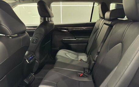 Toyota Highlander, 2026 год, 5 750 000 рублей, 19 фотография