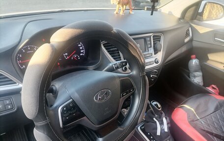 Hyundai Solaris II рестайлинг, 2019 год, 1 200 000 рублей, 11 фотография