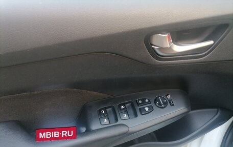 Hyundai Solaris II рестайлинг, 2019 год, 1 200 000 рублей, 12 фотография