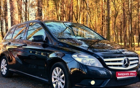 Mercedes-Benz B-Класс, 2013 год, 900 000 рублей, 1 фотография