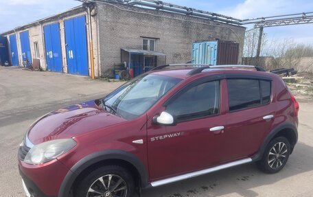 Renault Sandero I, 2013 год, 588 000 рублей, 1 фотография