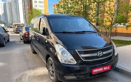Hyundai Grand Starex Grand Starex I рестайлинг 2, 2013 год, 1 450 000 рублей, 1 фотография