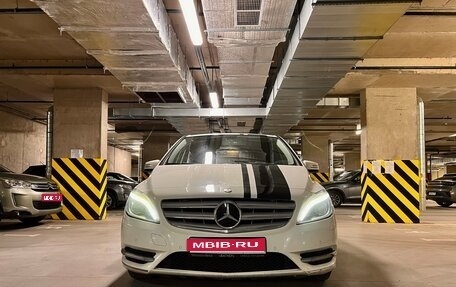 Mercedes-Benz B-Класс, 2012 год, 950 000 рублей, 1 фотография