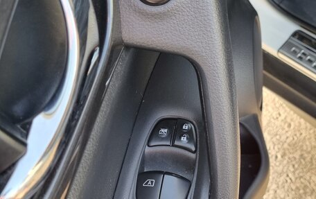 Nissan Rogue II, 2017 год, 1 900 000 рублей, 19 фотография