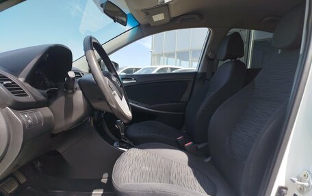 Hyundai Solaris II рестайлинг, 2015 год, 1 090 000 рублей, 9 фотография