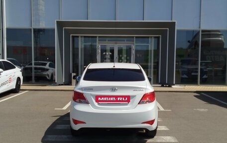 Hyundai Solaris II рестайлинг, 2015 год, 1 090 000 рублей, 6 фотография