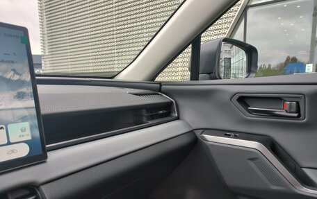 Toyota RAV4, 2026 год, 4 440 000 рублей, 37 фотография
