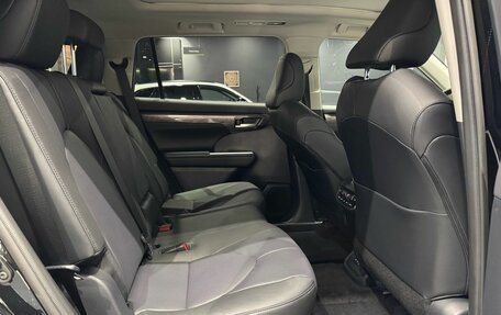 Toyota Highlander, 2026 год, 5 750 000 рублей, 18 фотография