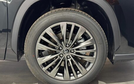 Toyota Highlander, 2026 год, 5 750 000 рублей, 20 фотография