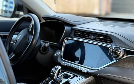 Geely Atlas, 2023 год, 2 300 000 рублей, 3 фотография