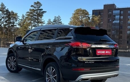 Geely Atlas, 2023 год, 2 300 000 рублей, 2 фотография