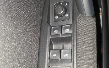 Volkswagen Tiguan II, 2021 год, 3 700 000 рублей, 9 фотография