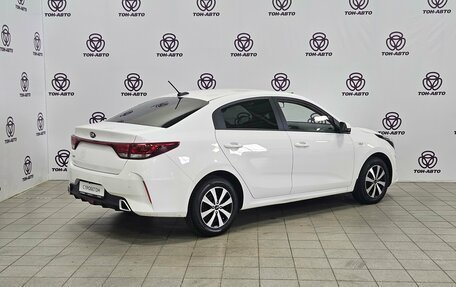 KIA Rio IV, 2021 год, 1 689 000 рублей, 5 фотография