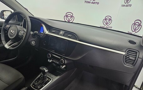 KIA Rio IV, 2021 год, 1 689 000 рублей, 18 фотография