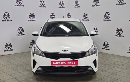 KIA Rio IV, 2021 год, 1 689 000 рублей, 2 фотография