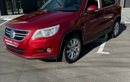 Volkswagen Tiguan I, 2010 год, 1 100 000 рублей, 2 фотография