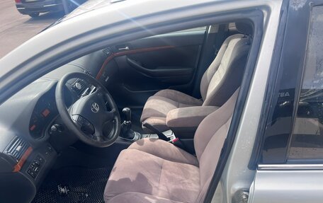 Toyota Avensis III рестайлинг, 2008 год, 750 000 рублей, 11 фотография