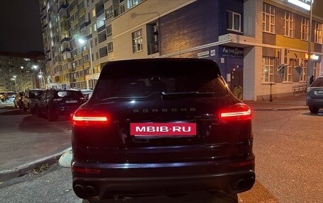 Porsche Cayenne III, 2015 год, 3 340 000 рублей, 7 фотография
