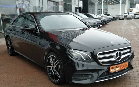 Mercedes-Benz E-Класс, 2018 год, 2 649 000 рублей, 4 фотография