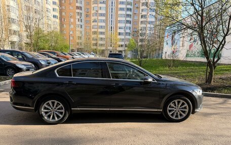 Volkswagen Passat B8 рестайлинг, 2016 год, 1 800 000 рублей, 6 фотография