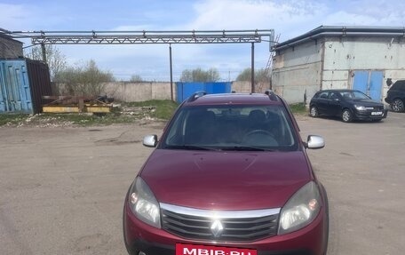 Renault Sandero I, 2013 год, 588 000 рублей, 3 фотография
